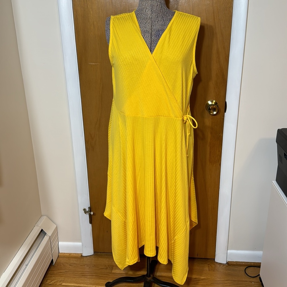AVON Womens XL Yellow Sleeveless Asymmetrical V-Neck Midi Dress